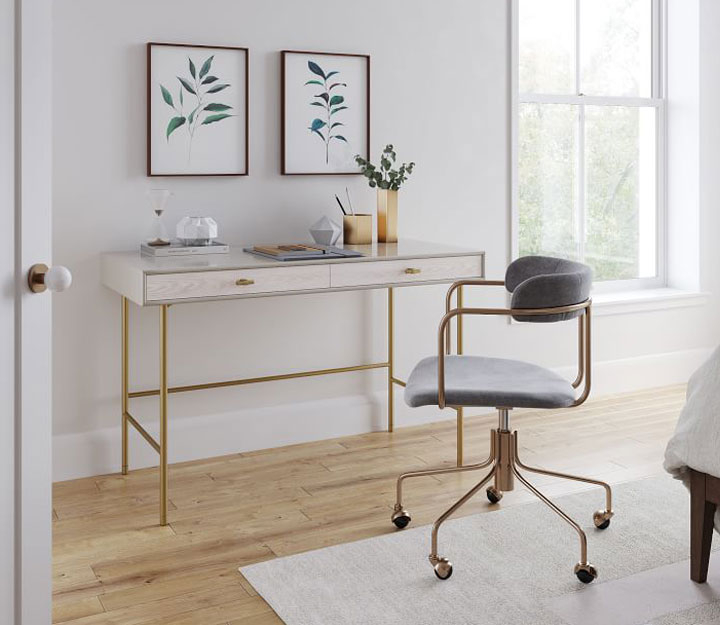 10 Cute Desk Decor Ideas For The Ultimate Work Space - Society19 | Cute  desk decor, Home office design, Desk decor