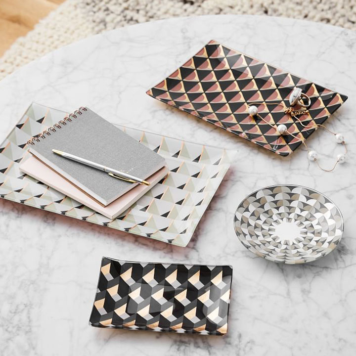 Small patterned catchall dishes.