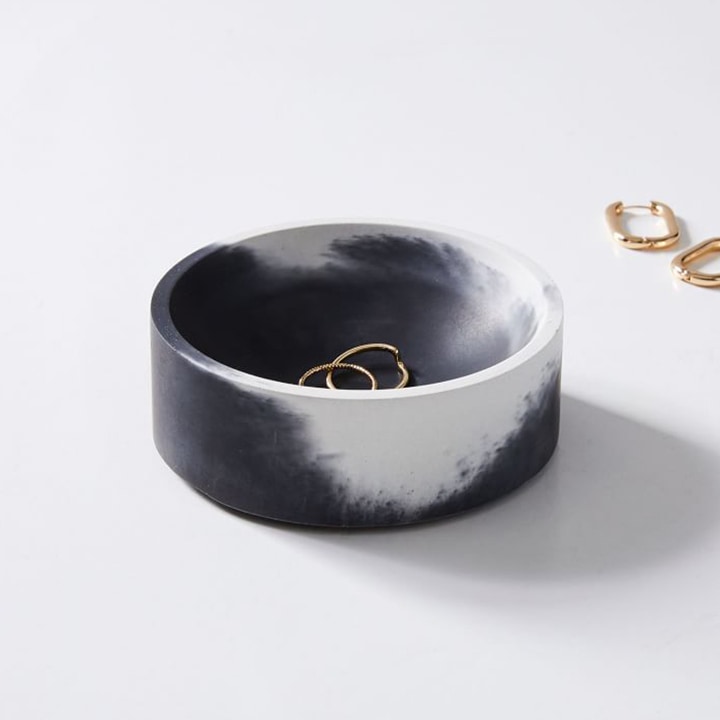 Catchall dish with rings.