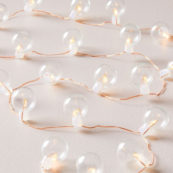 strand of clear twinkle christmas lights