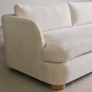 Sofas & Sectionals