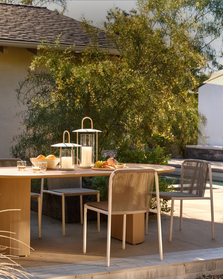 West Elm: Modern Furniture, Home Decor, Lighting & More