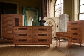 Pierce & Ward Furniture