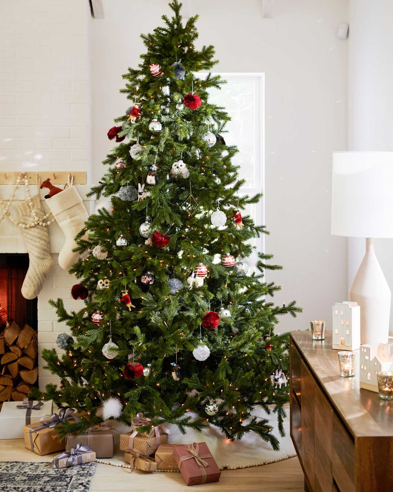 Show off sparkly ornaments in a clear glass vase.