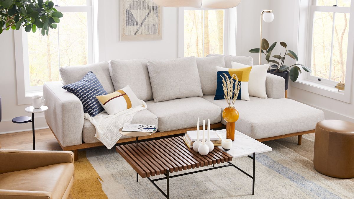 Newport 2-Piece Chaise Sectional (110.5)