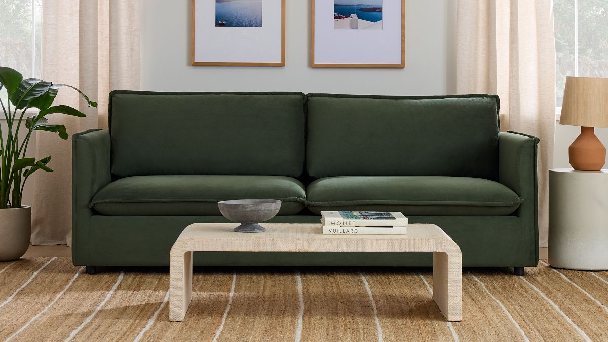 Whitman Sofa (66–96)