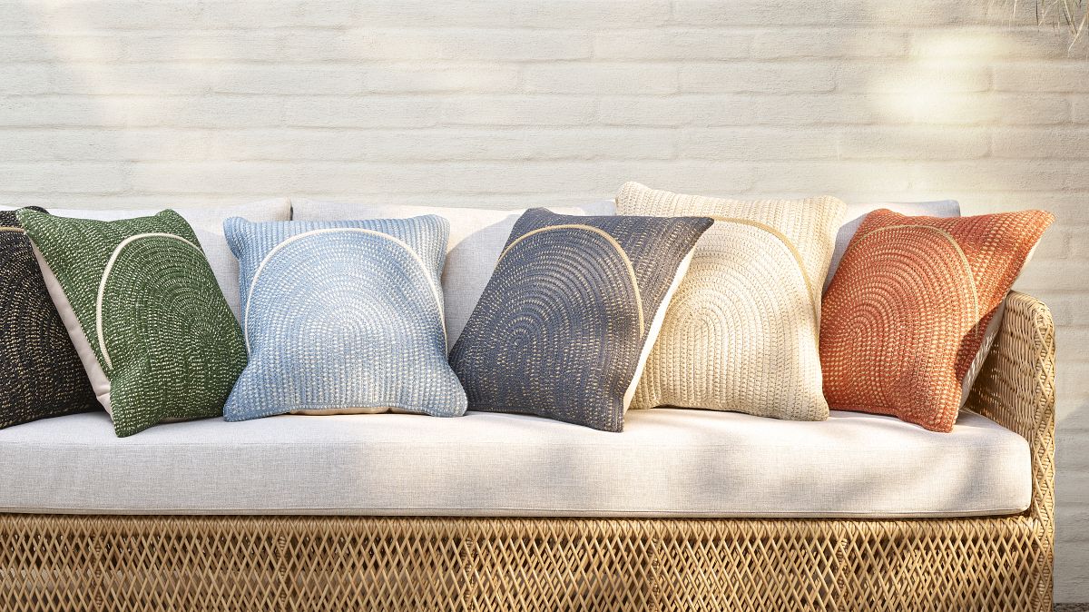Outdoor Woven Arches Pillow 12 x21