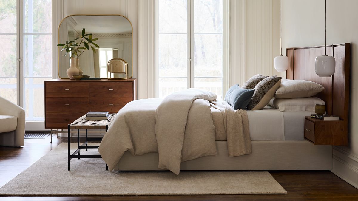 Ericsson Floating Headboard w/ Nightstands