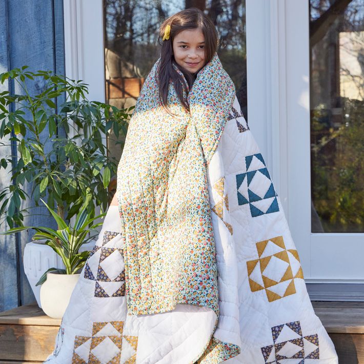 Kids Misha & Puff Patchwork Triangle Quilt & Shams | West Elm