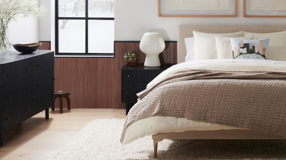 Andes Bed - Metal Legs