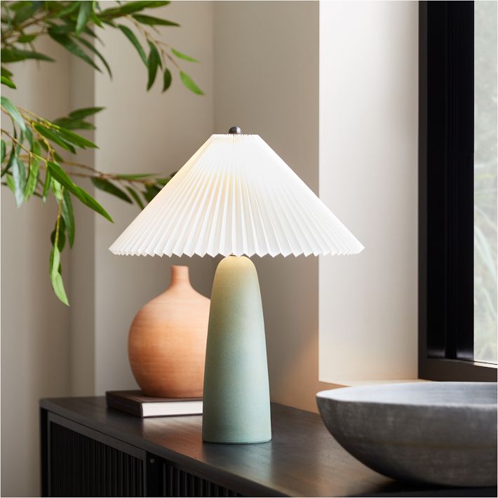 Louis Table Lamp (13"–23")