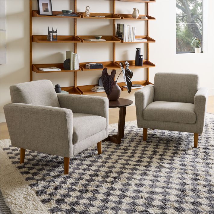 Oliver ブラウンロールチェア Oliver Chair | West Elm