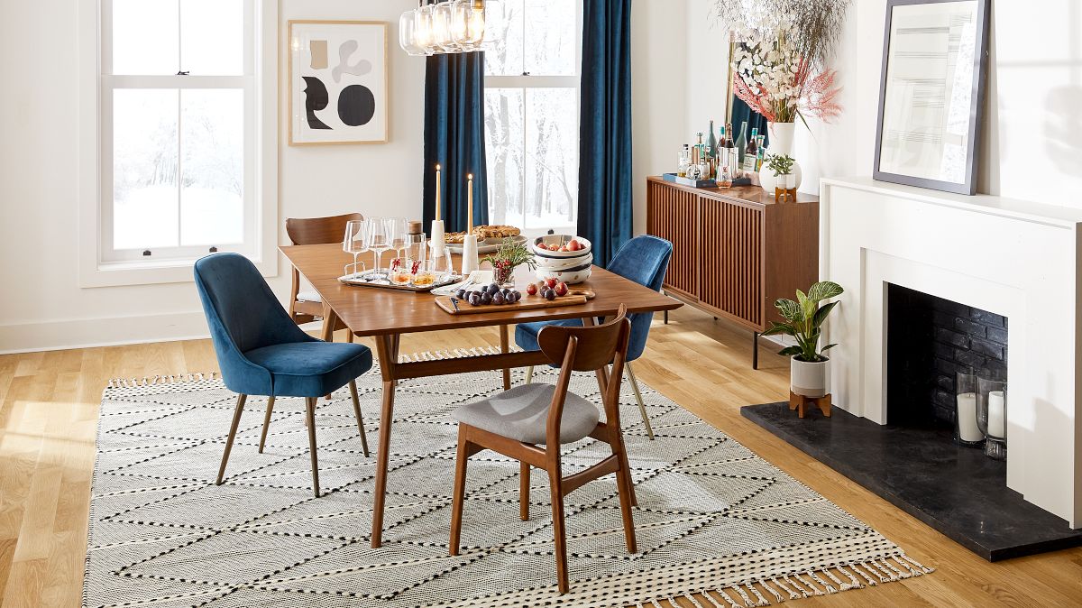 Extra Deep Mid-Century Extendable Dining Table | West Elm