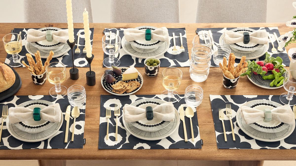Marimekko Oiva Siirtolapuutarha Dinner Plate | West Elm