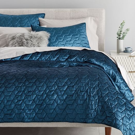 navy blue velvet quilt and shams