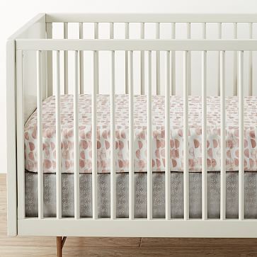 what is a crib skirt