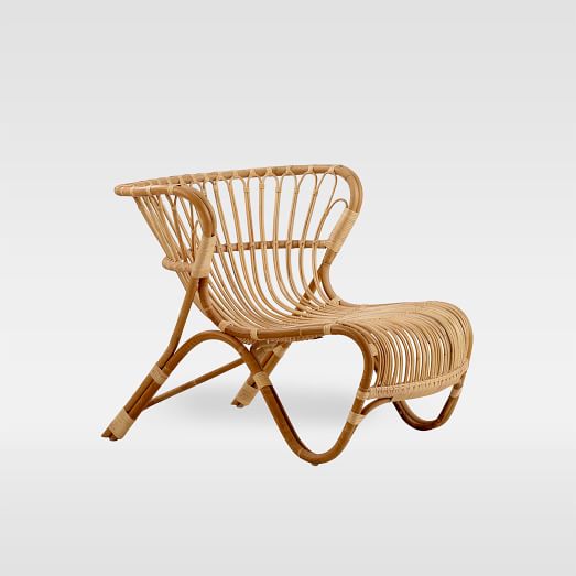 rattan lounge chair
