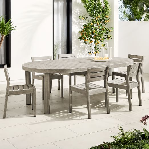 Portside Outdoor Expandable Round, Round Extending Table And Chairs