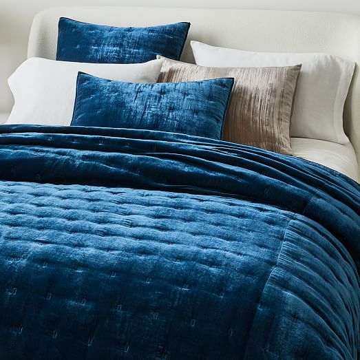 Green Quilted Bedspread & Pillow Shams Set Circles of Various Tones Print Green Quilted Bedspread & Pillow Shams Set Circles of Various Tones Print