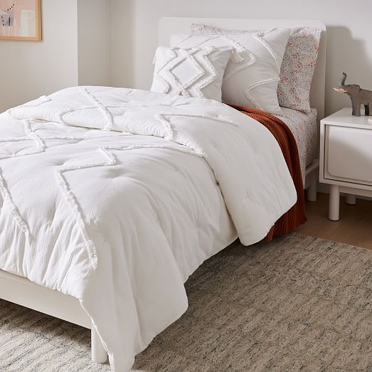 pottery barn ashlyn tufted comforter