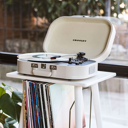 Crosley CR8009A-DU Discovery Vintage Bluetooth 3-Speed Belt-Driven Suitcase Turntable Dune 