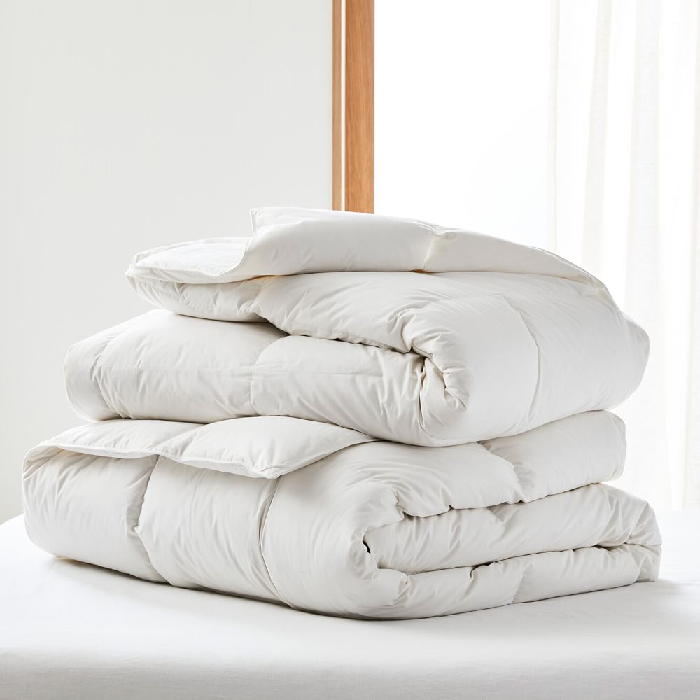 what is a down alternative duvet insert