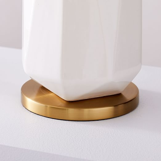 faceted porcelain table lamp