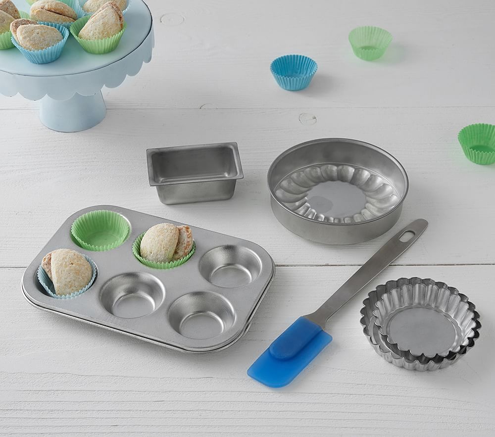 Metal Baking Set West Elm
