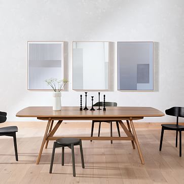 extendable acacia dining table