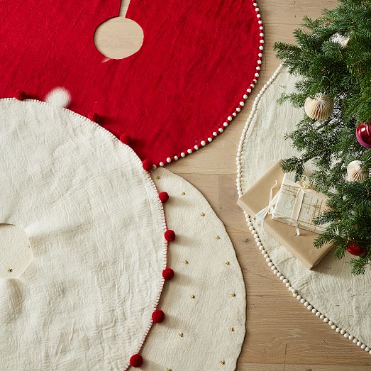 Pom Pom Felt Tree Skirt White & Red West Elm