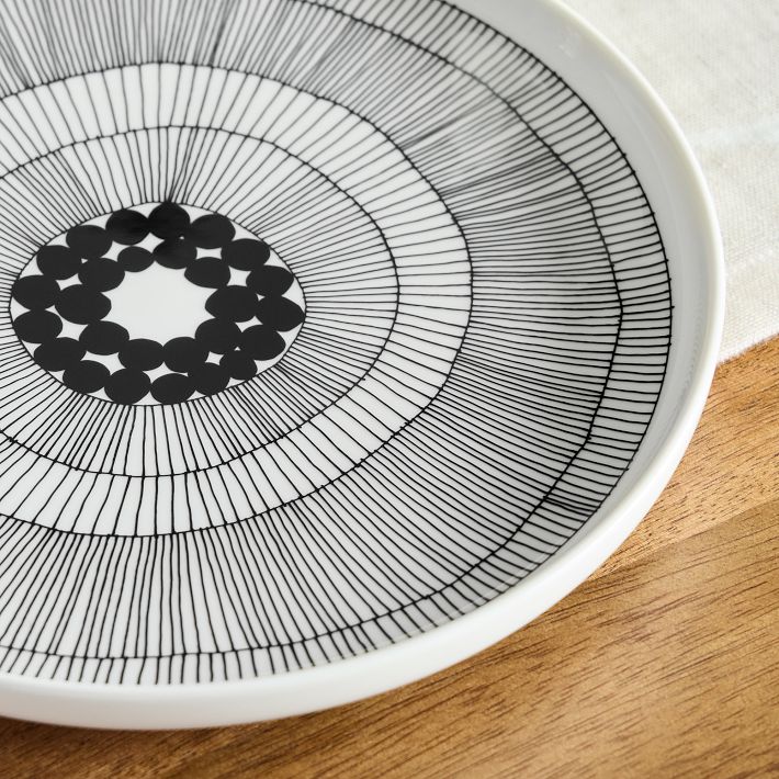Marimekko Oiva Siirtolapuutarha Dinner Plate West Elm
