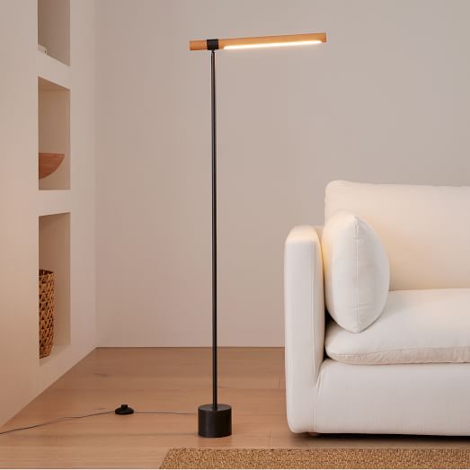 Linear Wood LED USB Table Lamp (18