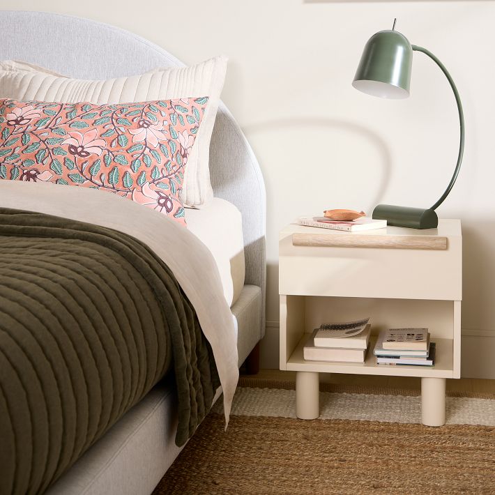 Furniture of America® Fionna Set of 2 Small Throw Pillows, Best Deals  Mattress & Furniture