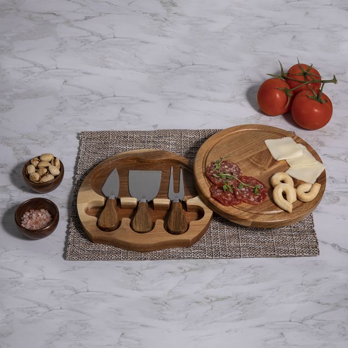 RUSTIC FARMHOUSE ROUND CHEESE BOARD & KNIFE SET