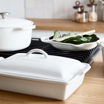 https://assets.weimgs.com/weimgs/ab/images/wcm/products/202334/0038/le-creuset-white-collection-m.jpg