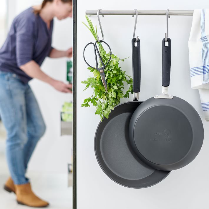 https://assets.weimgs.com/weimgs/ab/images/wcm/products/202336/0071/greenpan-levels-ceramic-nonstick-stackable-2-piece-fry-pan-o.jpg