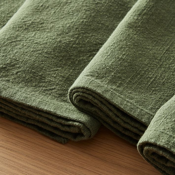 https://assets.weimgs.com/weimgs/ab/images/wcm/products/202338/0127/slub-cotton-20-x-20-napkin-sets-o.jpg