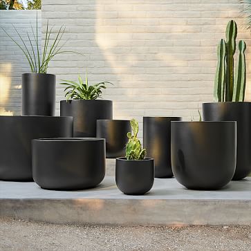 Radius Ficonstone Indoor/Outdoor Planters