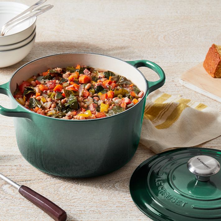 Le Creuset 6.75-qt Cast Iron Round Wide Dutch Oven 