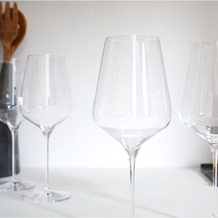 https://assets.weimgs.com/weimgs/ab/images/wcm/products/202342/0034/starlight-lead-free-crystal-white-wine-glass-sets-o.jpg
