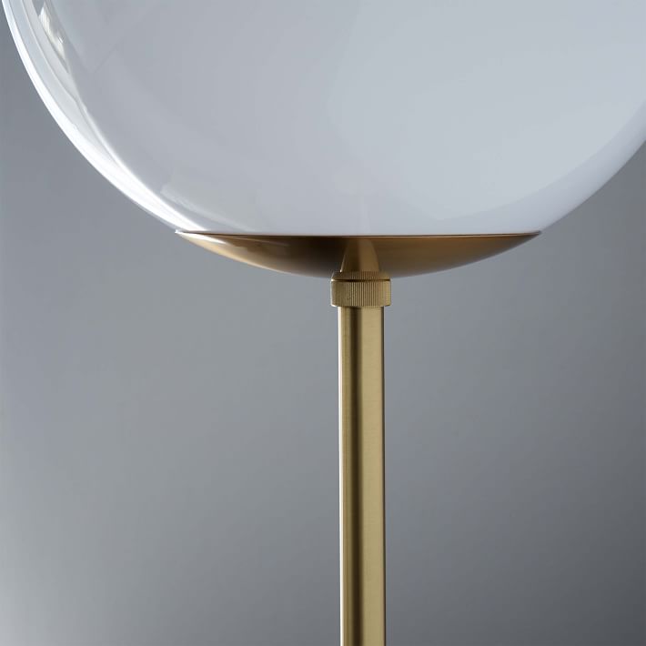 Globe Floor Lamp O 