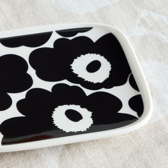 Marimekko Home Unikko Shape Plate 19 Cm - Small plates 