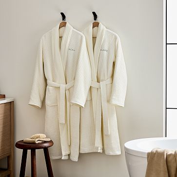 https://assets.weimgs.com/weimgs/ab/images/wcm/products/202345/0018/spa-waffle-robe-m.jpg