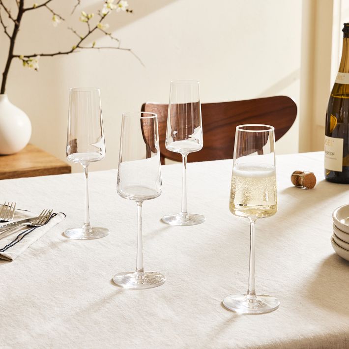 https://assets.weimgs.com/weimgs/ab/images/wcm/products/202346/0095/schott-zwiesel-modo-crystal-champagne-flutes-set-of-4-o.jpg