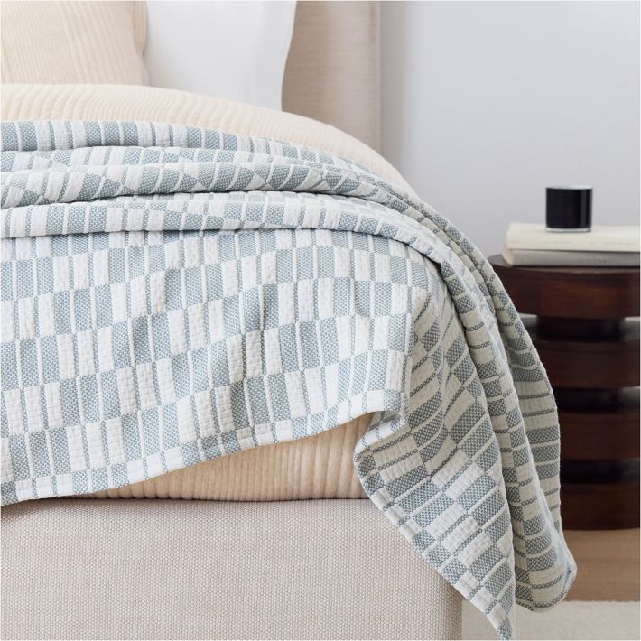 West elm white online blanket