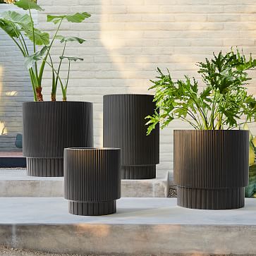 Root and Stock Sonoma Tall Cylinder Planter - Black