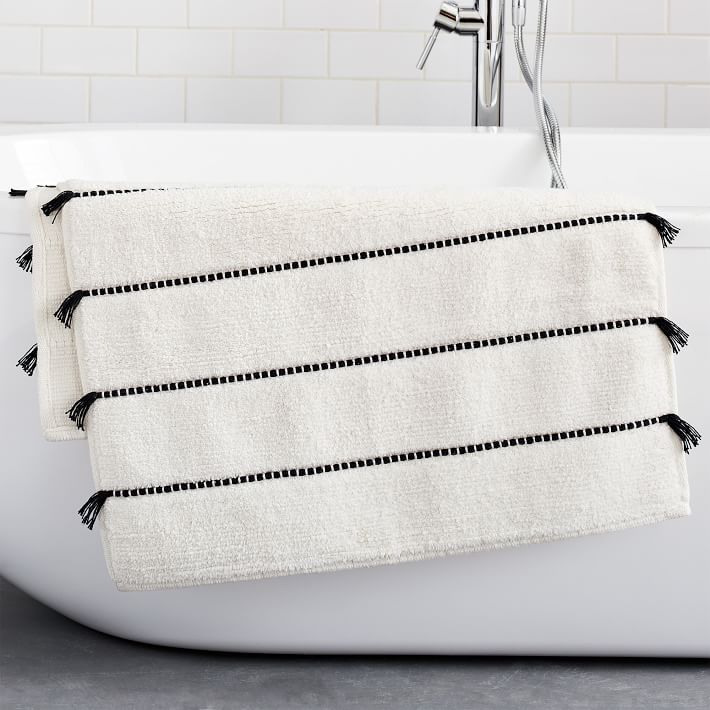 Tassel Stripe Bath Mat