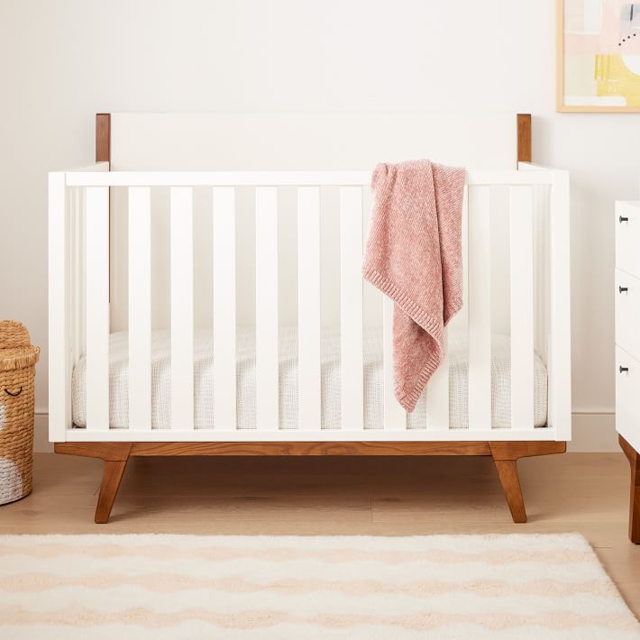 Pottery barn cheap round crib