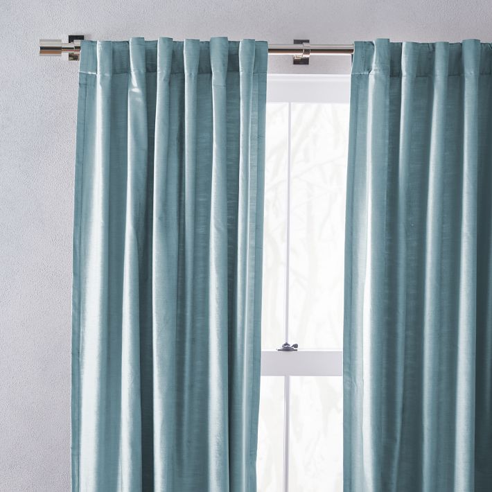 Lustre Velvet Curtain - Silver Mist