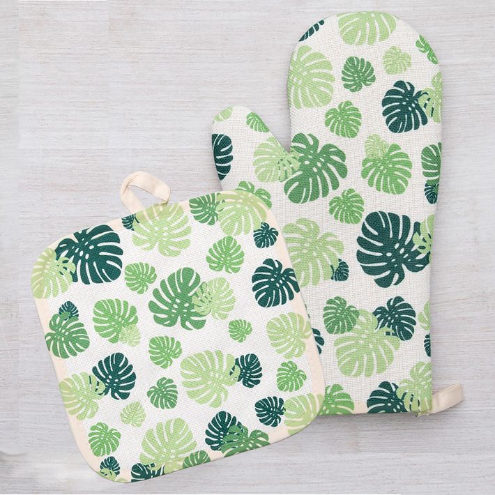 Counter Couture Monstera Oven Mitt & Pot Holder